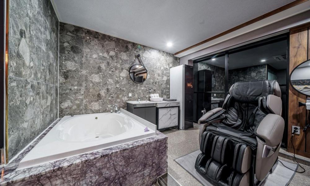 G7 Hotel Dongducheon Zewnętrze zdjęcie